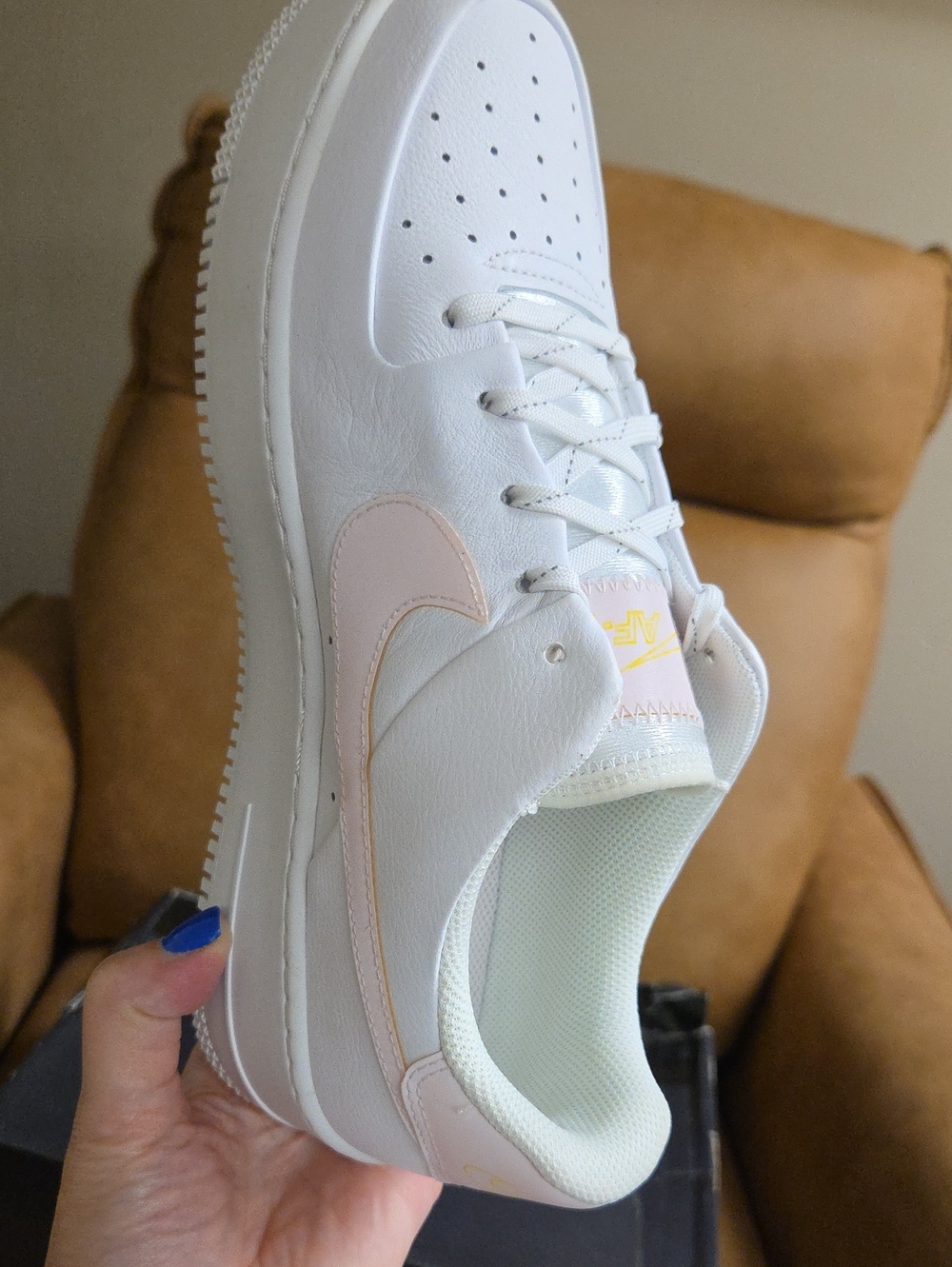 White Low-Top Sneaker with Pale Pink Accent